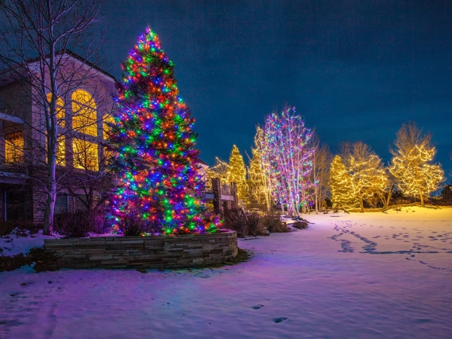 Christmas Light Installation Denver – Outdoor Christmas Light Installers